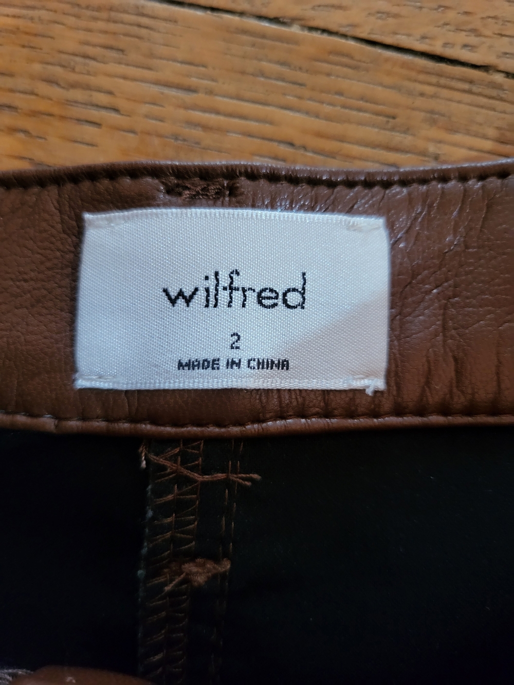 Wilfred Brown Vegan Leather Cropped Straight-Leg Pants - Picture 3 of 9